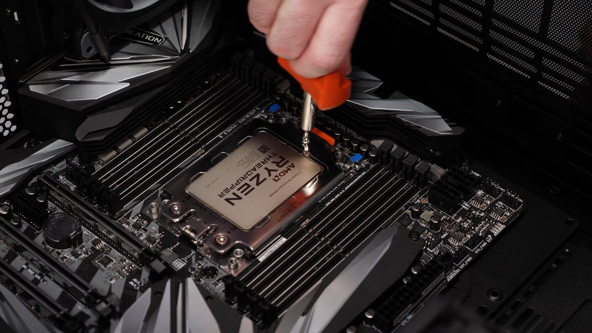 اختبار المهام الضخمة: معيار AMD Threadripper 2990WX Heavy Multitasking Benchmark 37