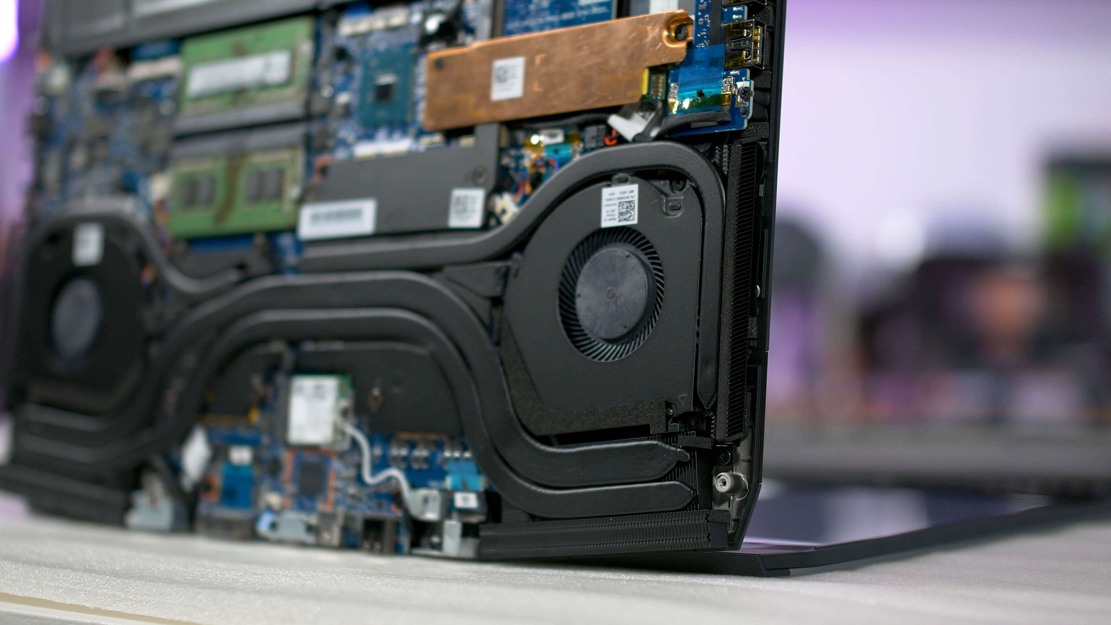Magnetisk fort Tilbagebetale Nvidia GeForce RTX 2080 Max-Q Review | TechSpot