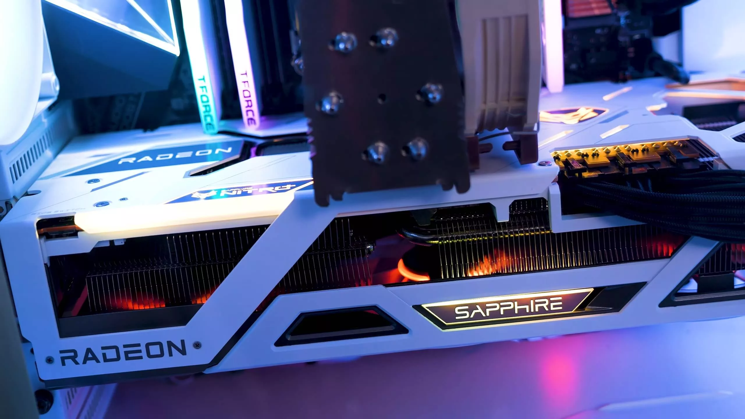 RDNA 3-powered AMD Radeon RX 7000 graphics cards could launch in December