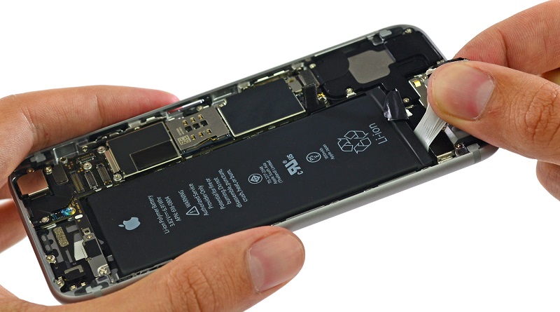 The iPhone 6 and 6 Plus get the iFixit teardown treatment