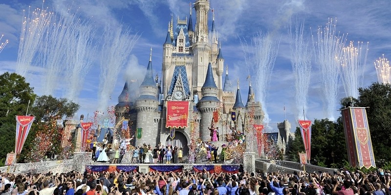 Walt Disney World to enable mobile payments via Apple Pay, Google Wallet this week