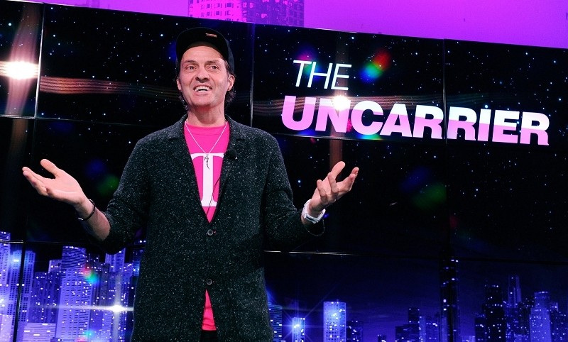 T-Mobile eliminates bells and whistles with barebones Simply Prepaid plans