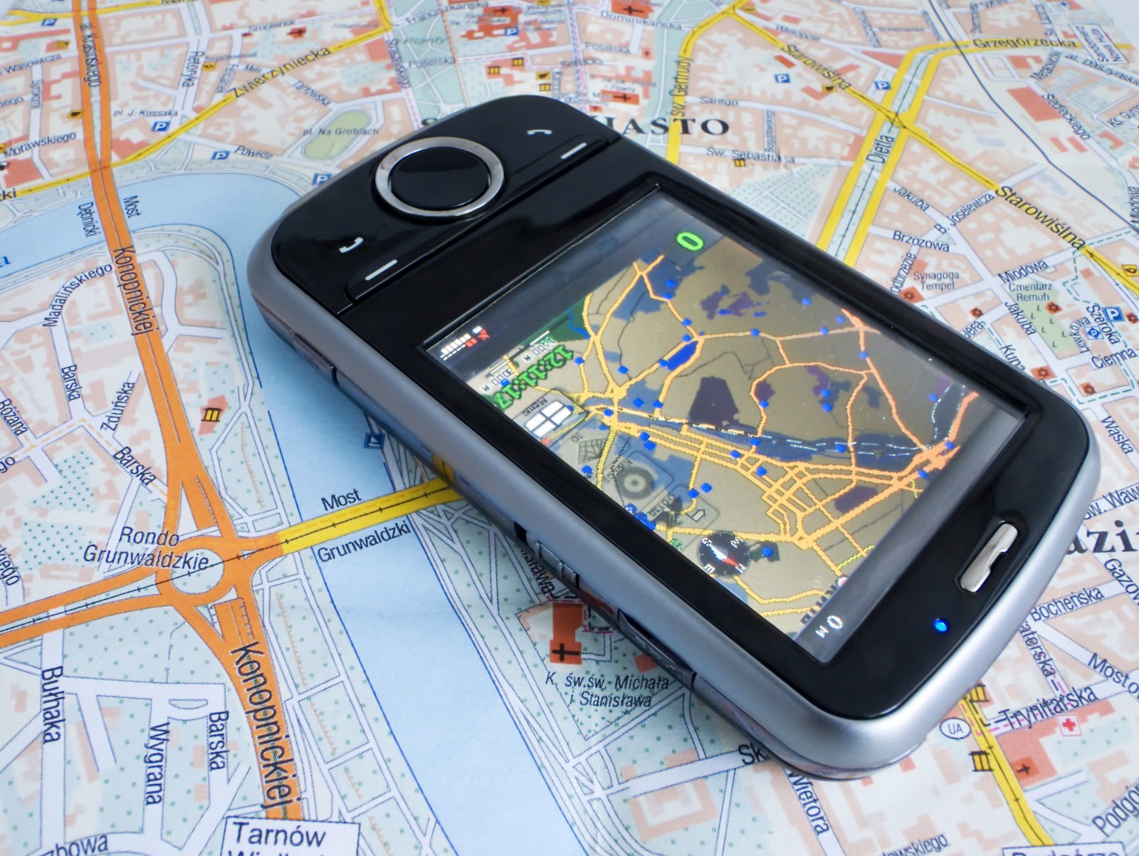 FCC requires all mobile phones to be GPS-capable by 2018 ...