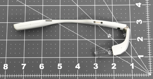 Revised Google Glass spied in FCC filing