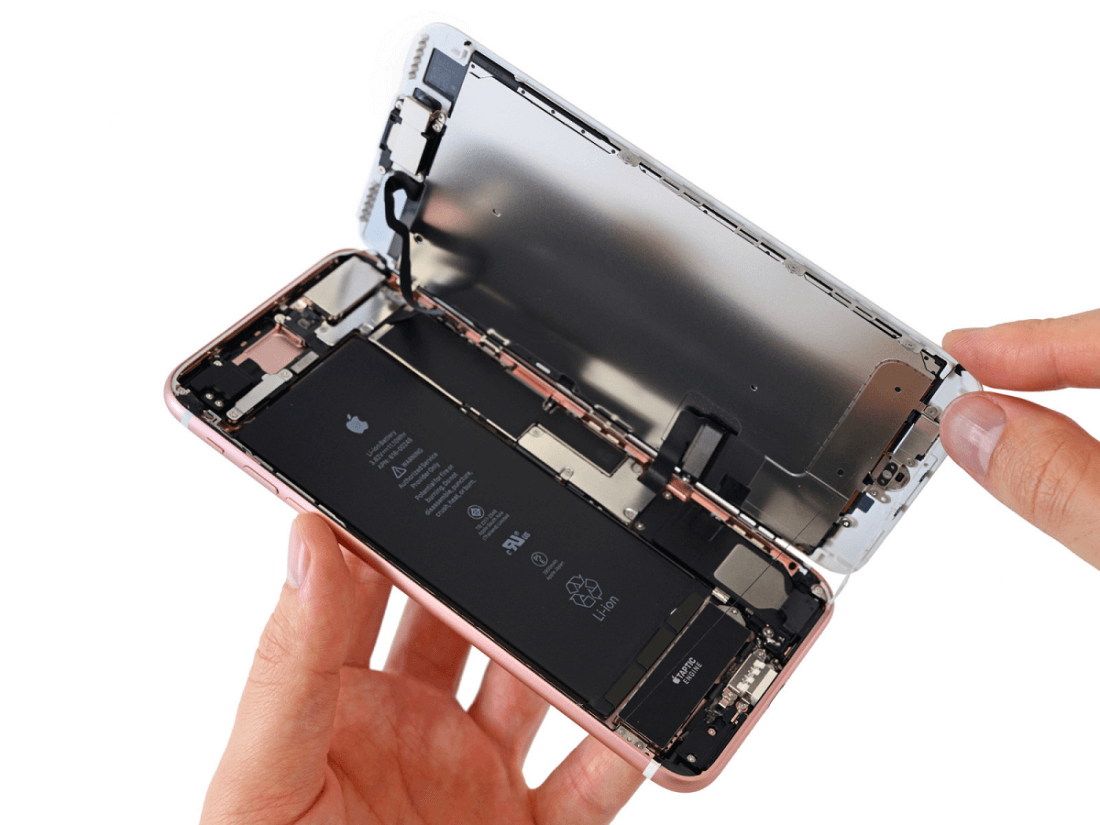 iFixit teardowns of the iPhone 7 and Apple Watch 2 show bigger batteries and Taptic Engines
