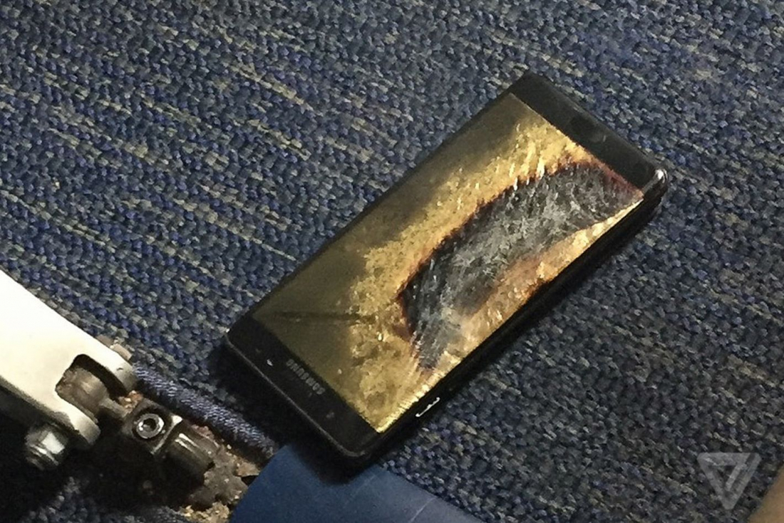 Replacement Galaxy Note 7 catches fire on Southwest plane