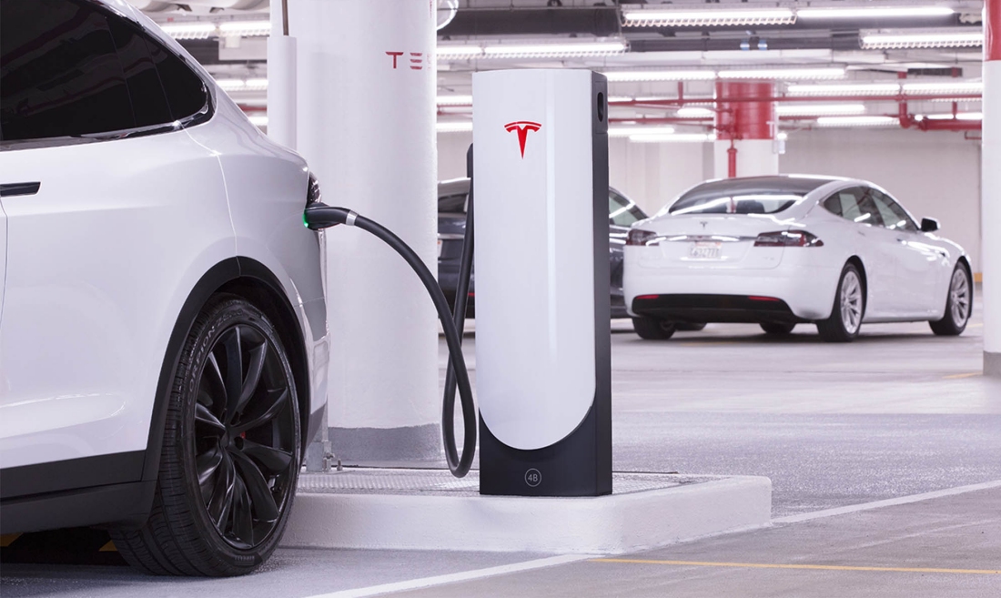 Tesla prohibits 'commercial' vehicles from using Supercharger stations
