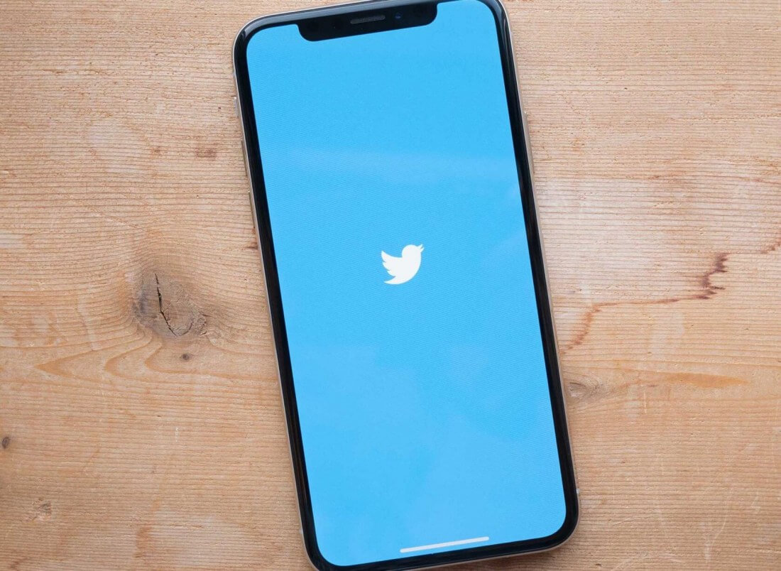 Twitter discloses an API bug that redirected users' private messages to third-party developers