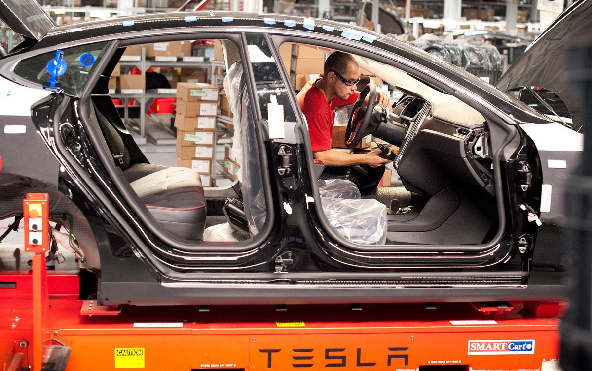 Tesla Model 3 production reportedly being investigated by the FBI