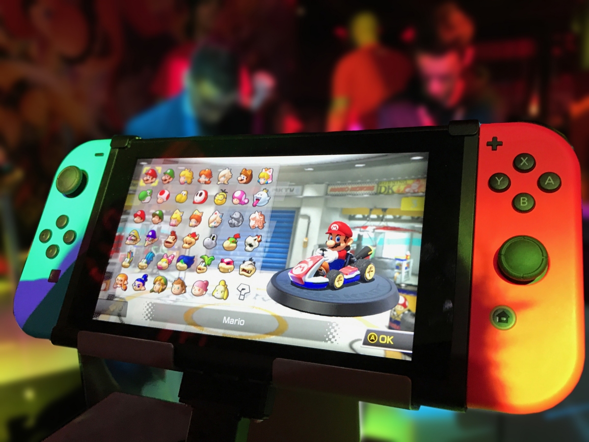 Nintendo racked up $250 million in sales to kick off the holiday shopping season