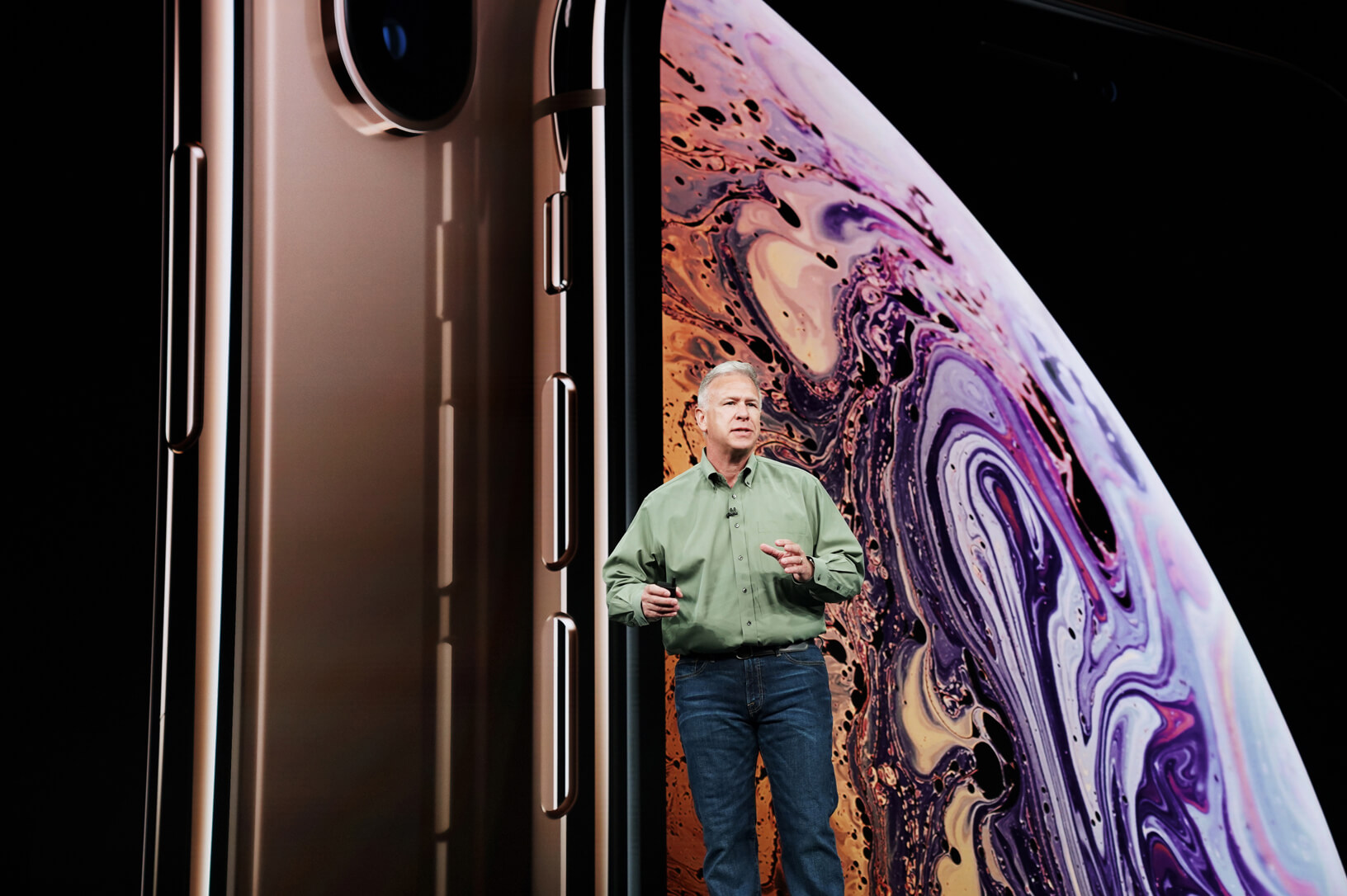 Ming-Chi Kuo says that all three new iPhones coming in 2020 will support 5G