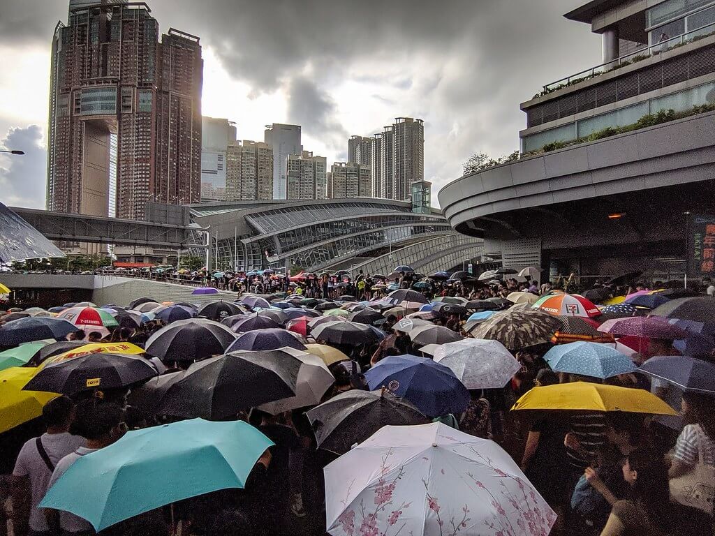 Apple removes Hong Kong protest app, Quartz news app following Chinese criticism