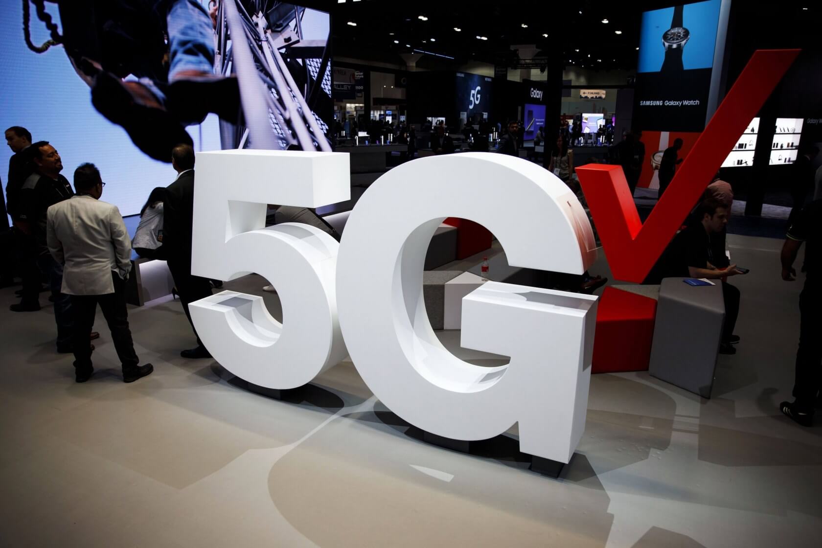 Verizon's 5G network can only cover 'certain seating areas' in a basketball stadium