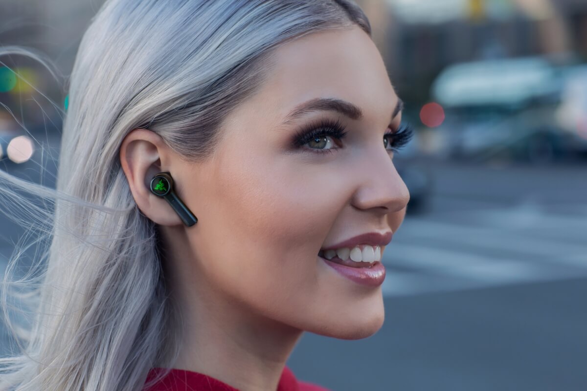Razer's new $99 wireless earbuds boast lag-free operation