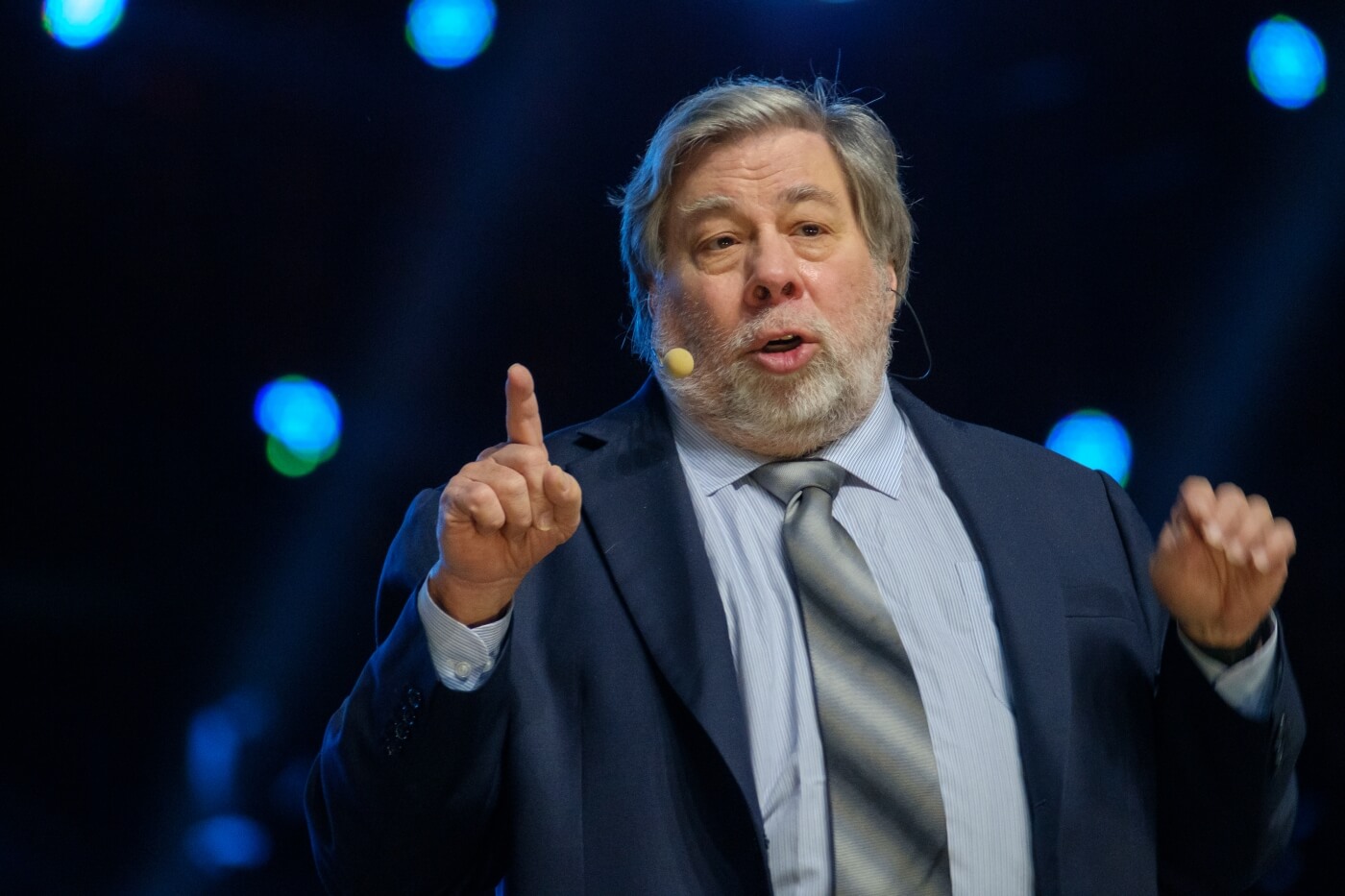 Steve Wozniak still gets a paycheck from Apple every week