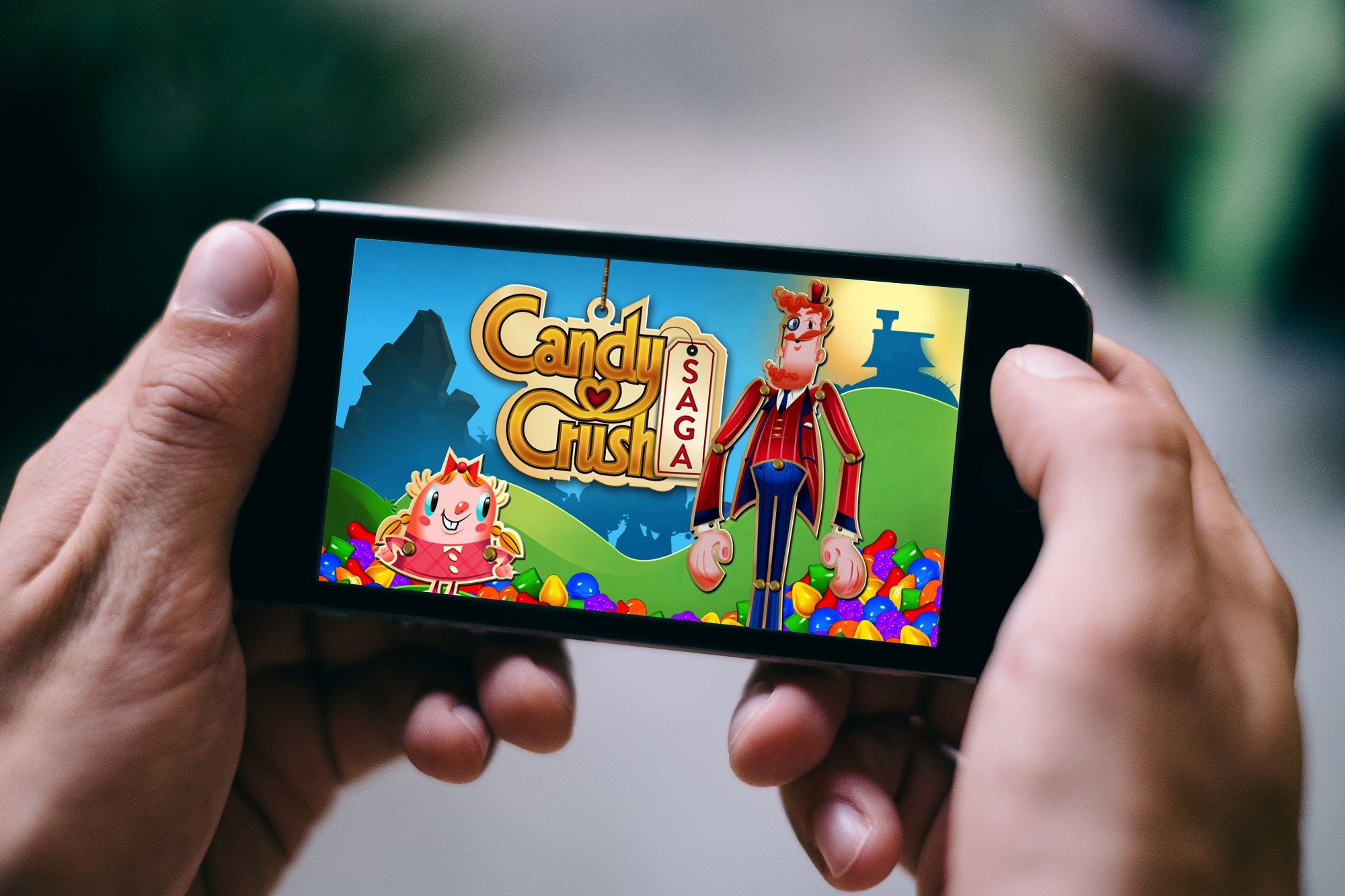Candy Crush and other King games are giving away free, unlimited lives this week