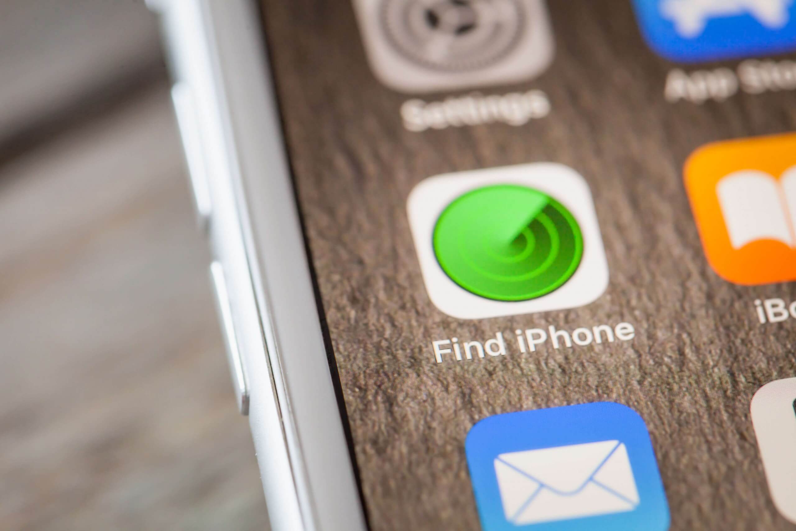 Apple AirTags tracking device name spotted in iOS support video