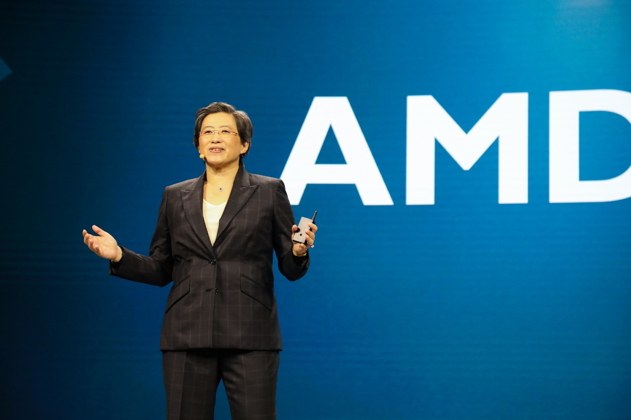 AMD has developed an 8-core desktop APU