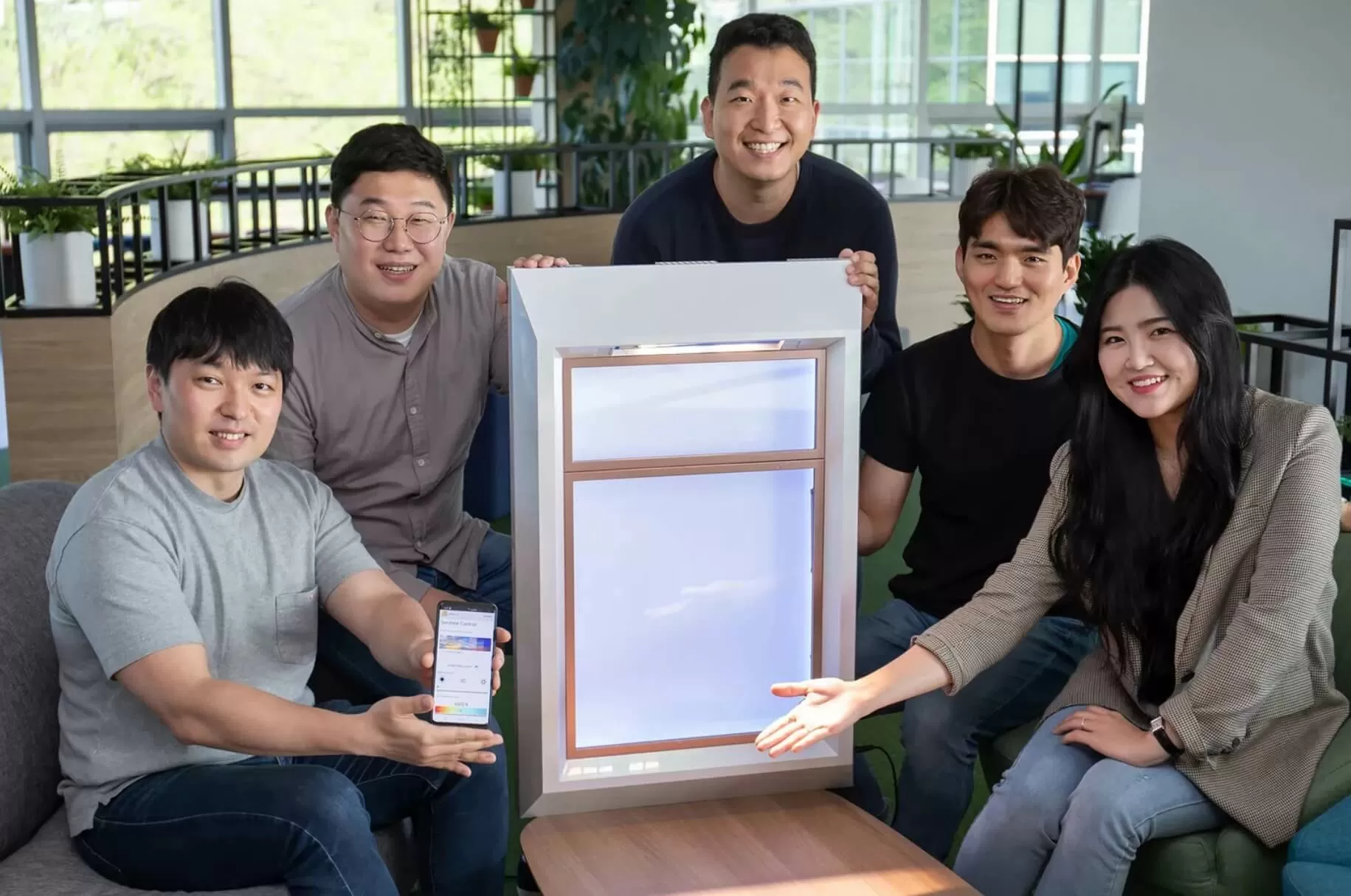 This Samsung spin-off makes fake windows that create artificial sunlight