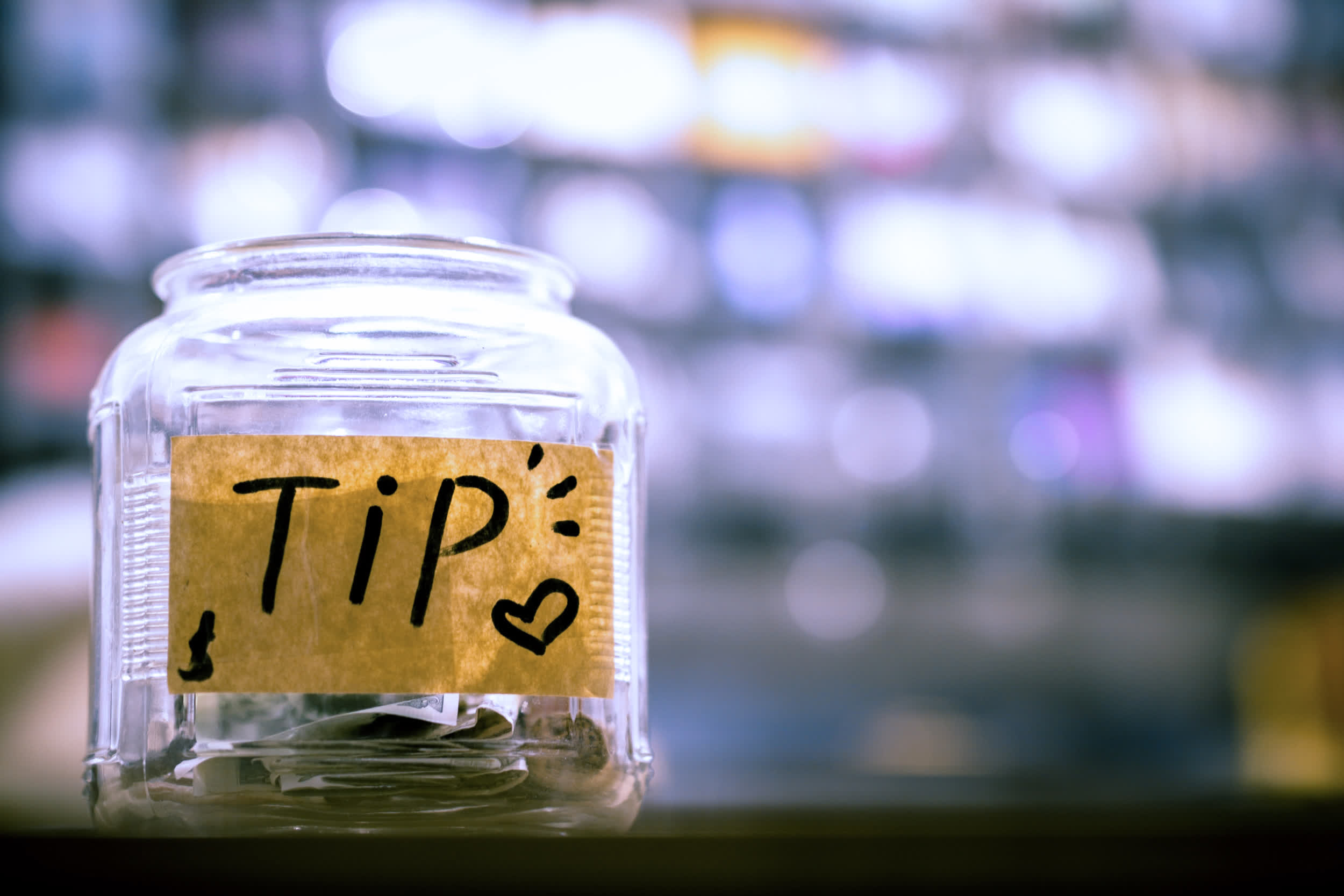 Twitter joins the cryptoverse by allowing users to tip Bitcoin to others