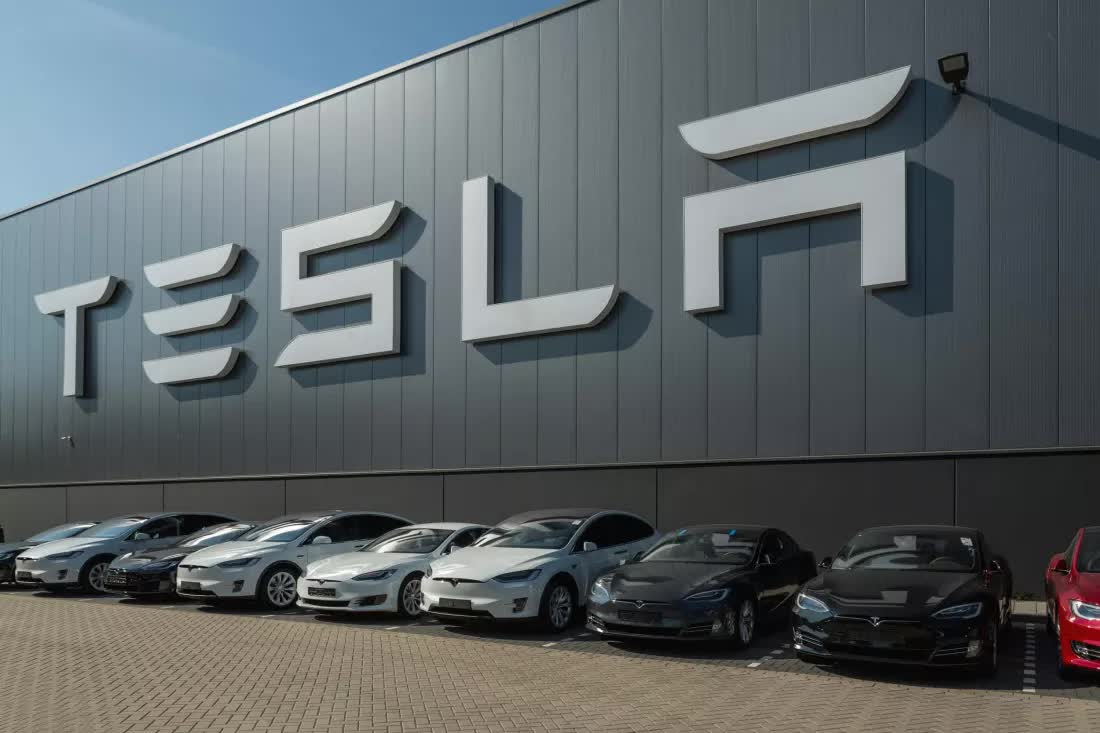 Tesla set a new record for vehicles delivered in a quarter despite global component shortage