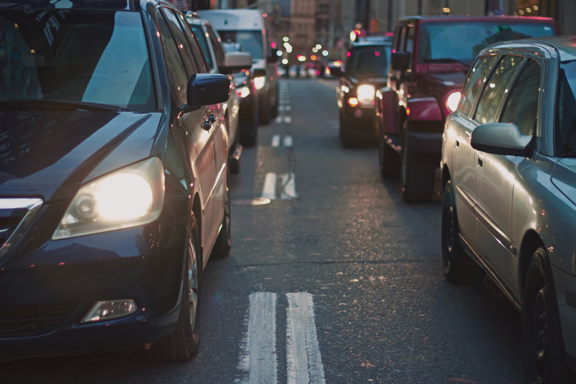 Researchers propose a fourth traffic light for autonomous vehicles