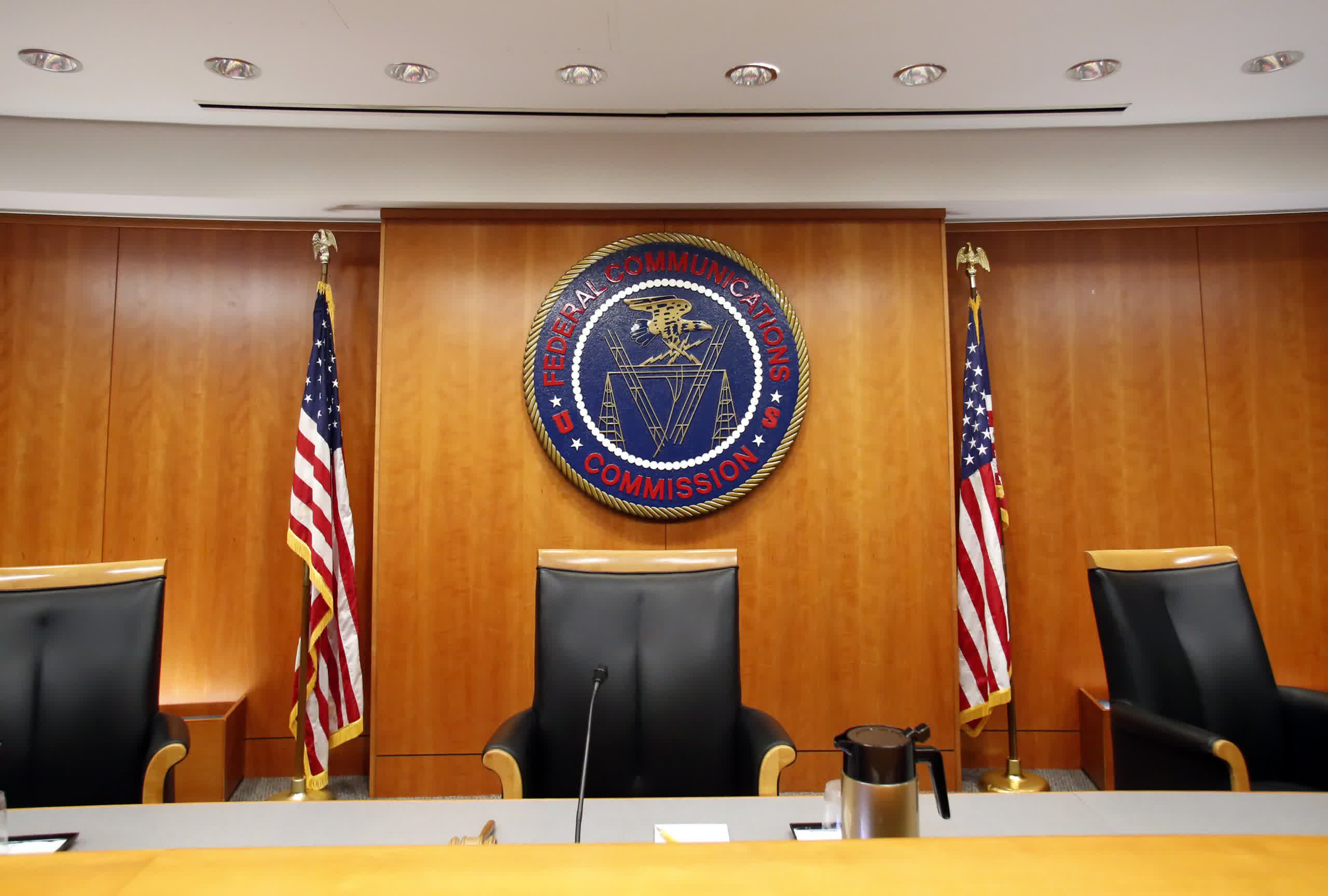 FCC to ban shady revenue-sharing deals between ISPs and apartment owners