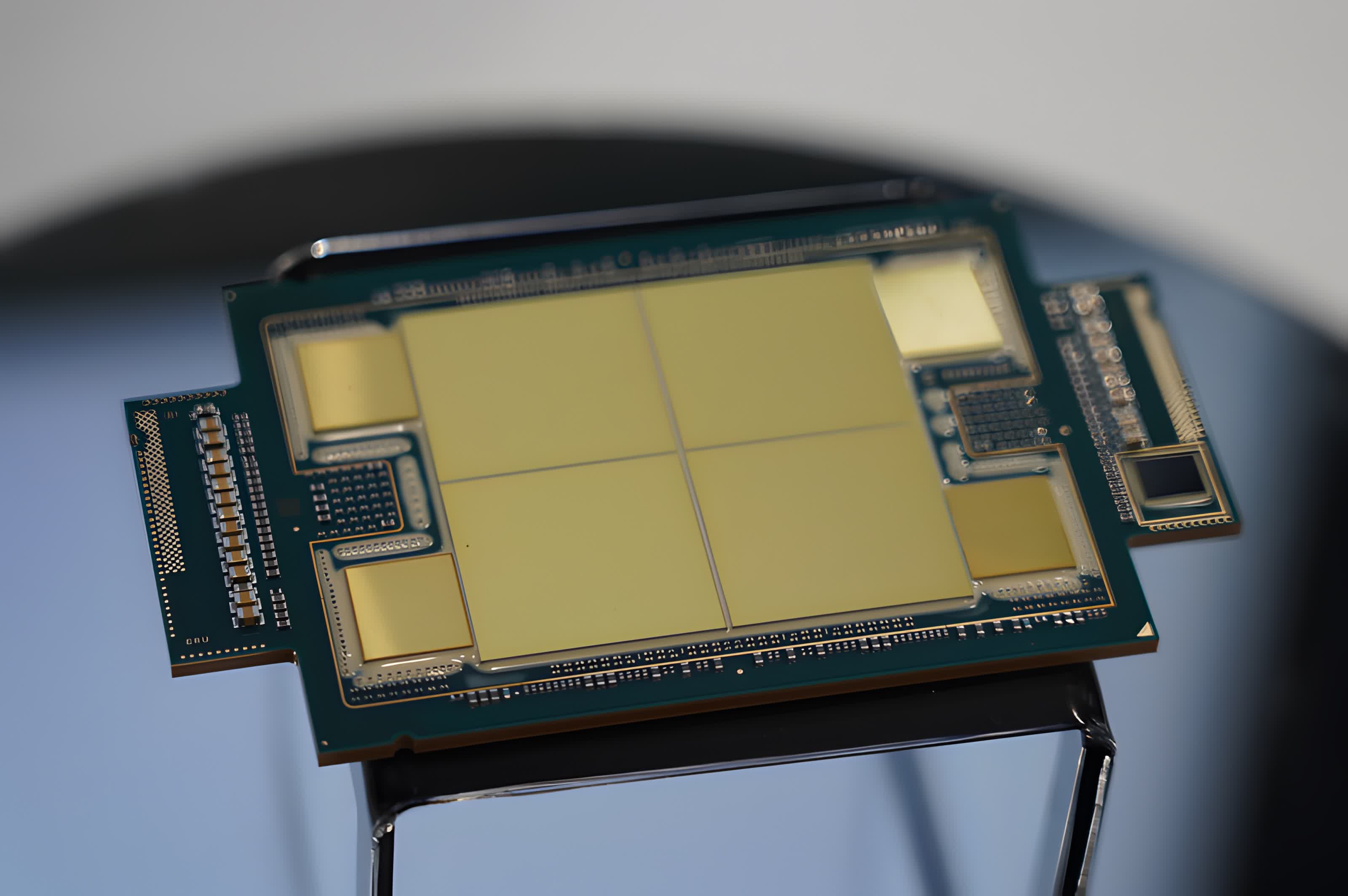 Intel could be bringing its 56-core CPUs to workstations