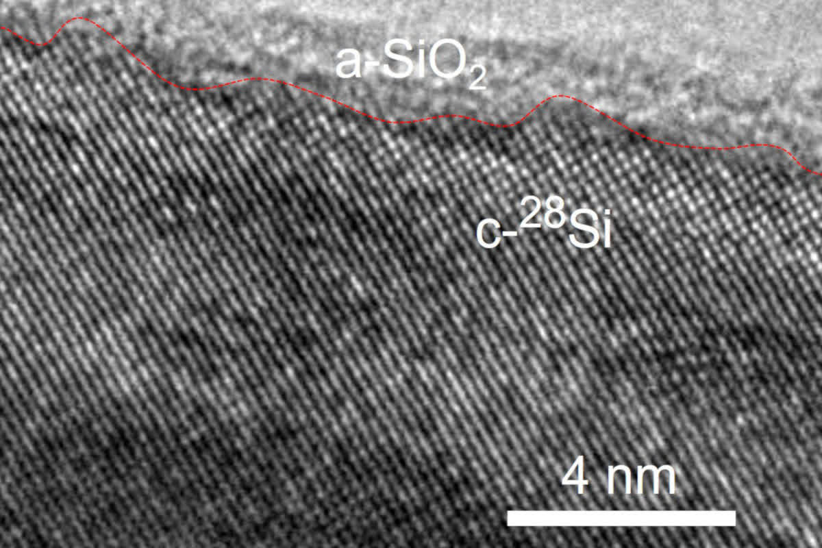 Kawat nano silikon yang murni secara isotop dapat menghasilkan microchip yang lebih kecil dan lebih cepat