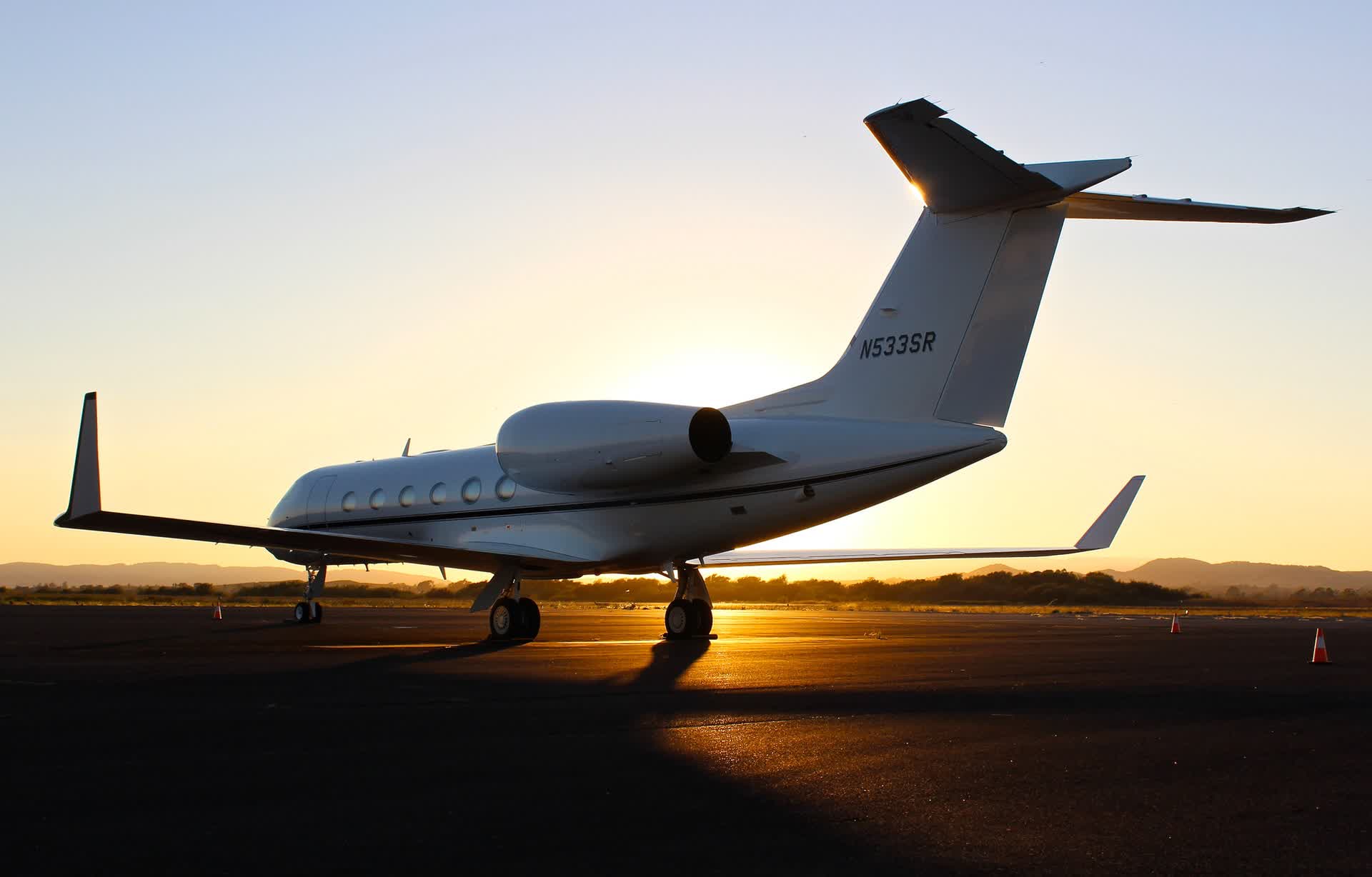 World's second-richest person sells private jet to stop Twitter users tracking it