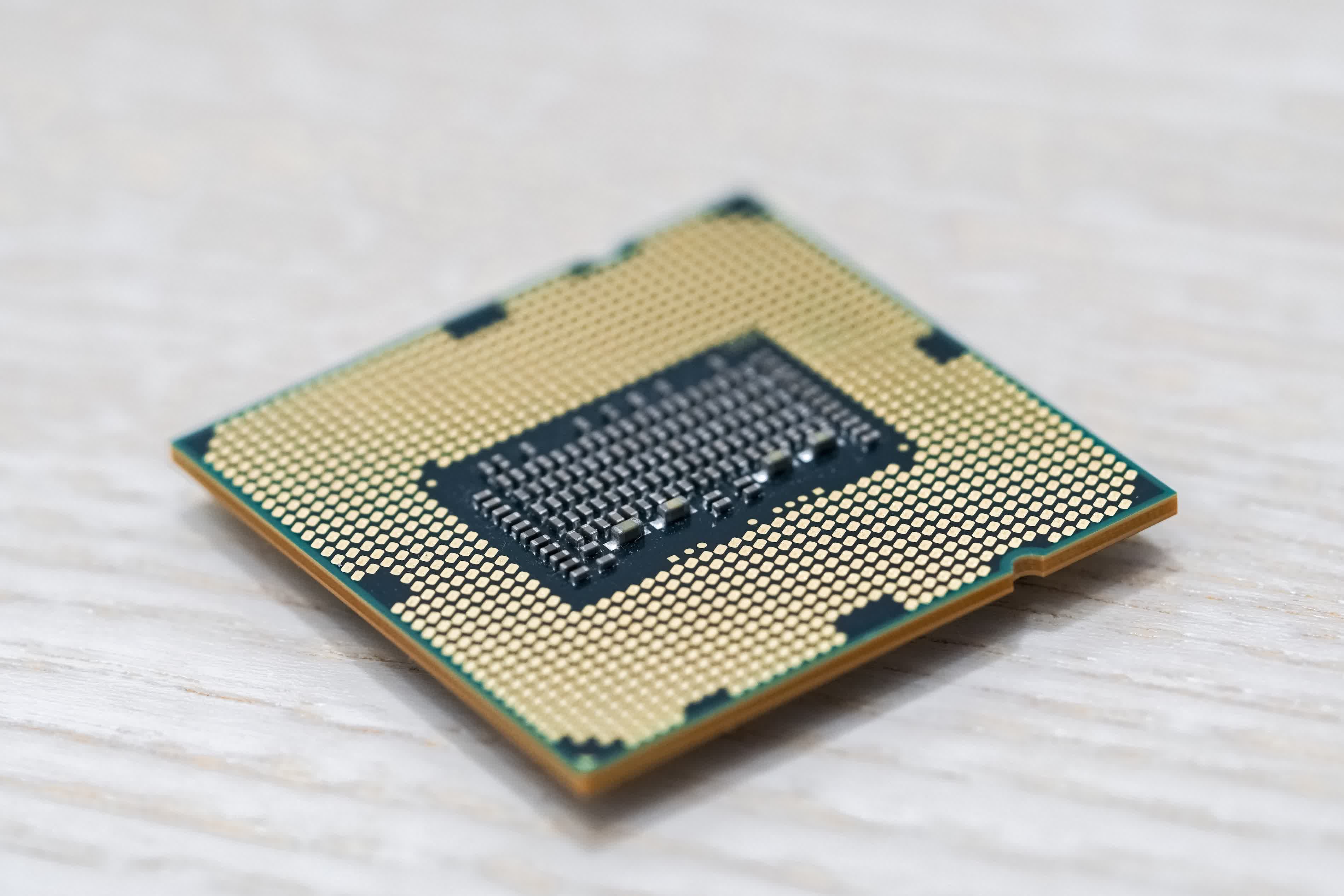 Alleged sample of the upcoming Intel Core i9-13900K processor sells on black market