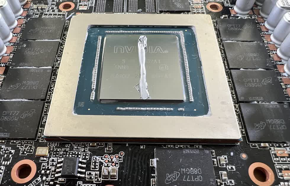 Applying thermal paste in a straight line can lower GPU temps by 5C thumbnail