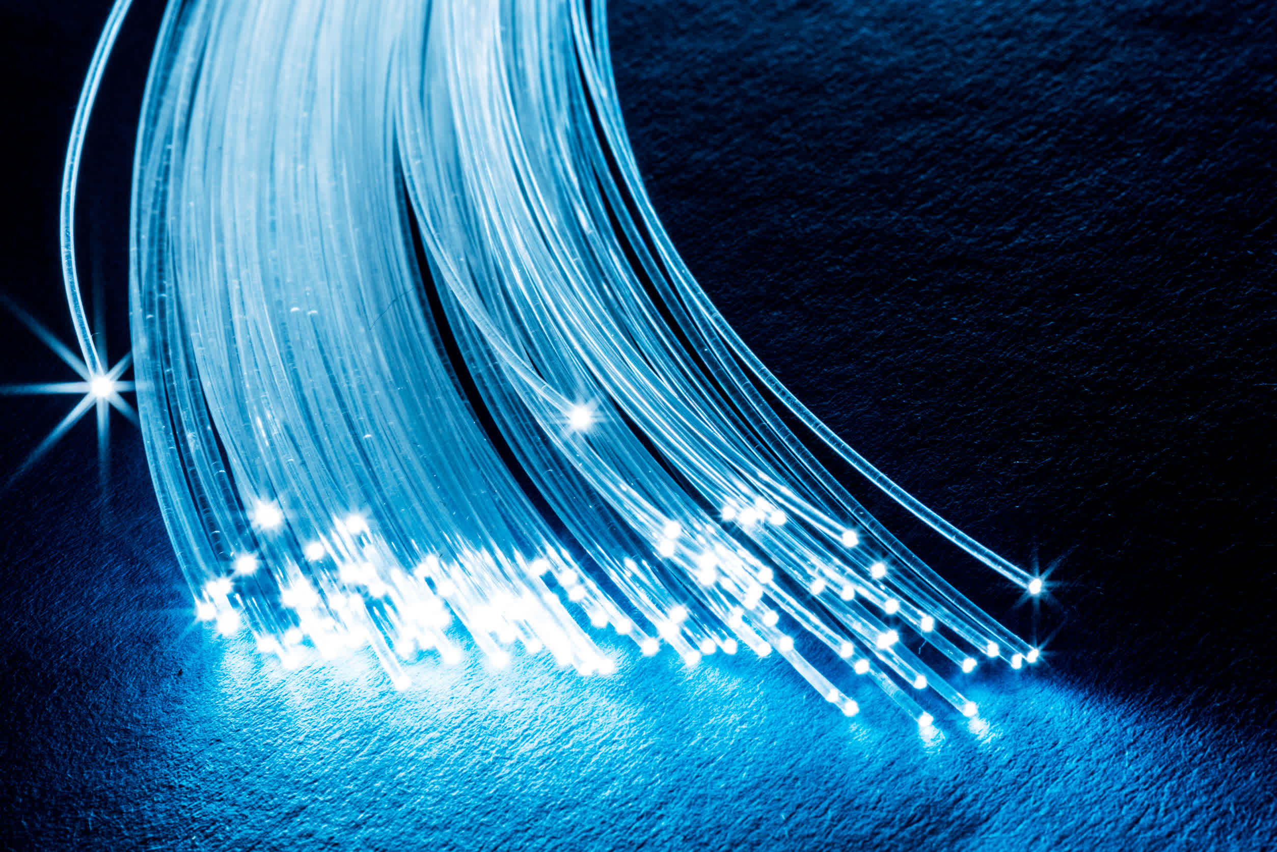 Silicon Photonics: 1.84 petabits per second sent through a single photonic chip/fiber optic cable combo