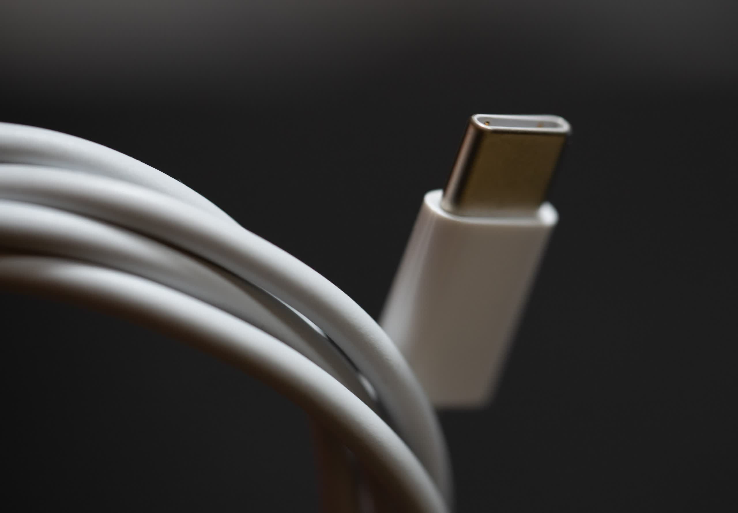Electronic devices sold in the EU must have USB-C charging ports by 2024