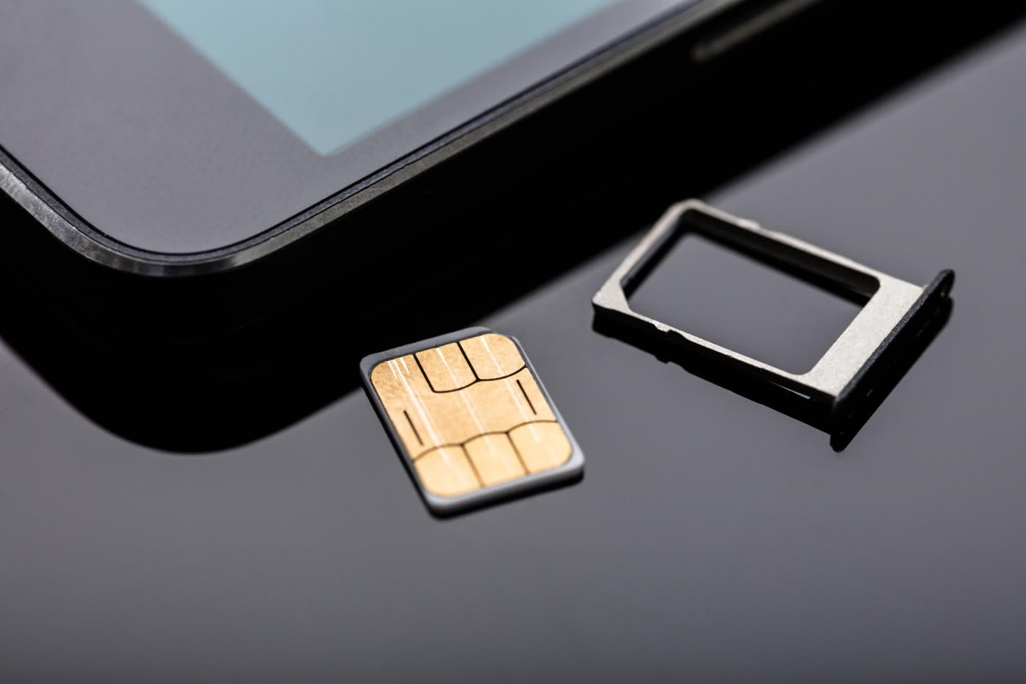 Qualcomm's Snapdragon 8 Gen 2 SoC features iSIM silicon to replace SIM cards and eSIM chips