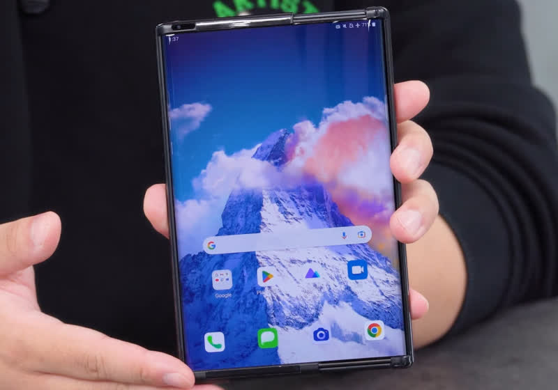 YouTube channel shows the canceled LG Rollable phone could have been a foldable rival